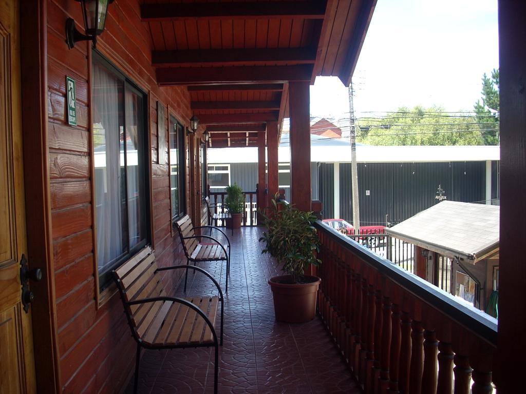 Apart-Hotel Colonia-Koenigsberg Estacionamiento Deptos Completos Ubicado En El Centro De Valdivia Aire Acondicionado Екстер'єр фото